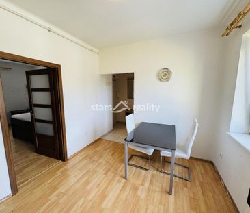 Pronájem bytu 1+1 33 m² - Fotografie 2