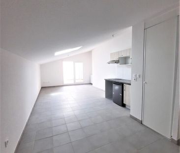 Location Appartement 1 pièce 32m² ROQUES 31120 - Photo 1