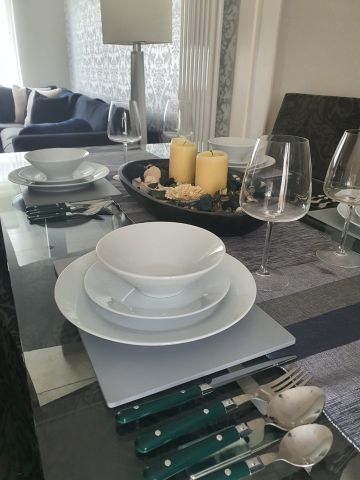 3 Bed Semi-Detached House, Penthouse Suite Dubai Inspired, EH5 - Photo 4