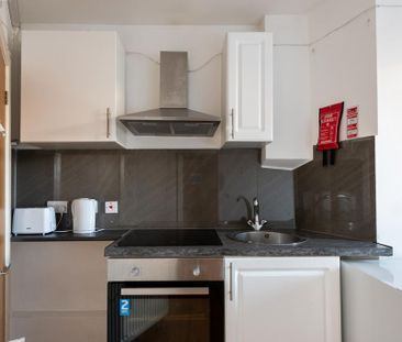 Studio to rent - Photo 4