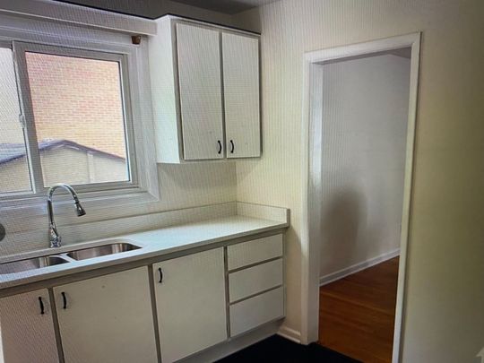 For Lease - 2687 CRESTHILL Street Unit# 1, Britannia Heights - Queensway Terrace N and Area, Ontario - Photo 1