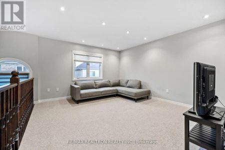 26 GARRARDVIEW STREET - Photo 2