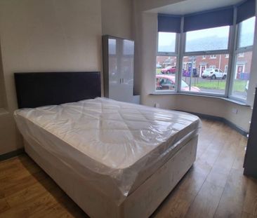 Room in a Shared House, Lok Fu Gardens, M8 - Photo 1