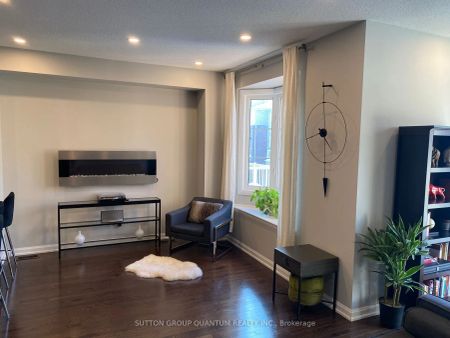 165 Hampshire Way #123 - Photo 3