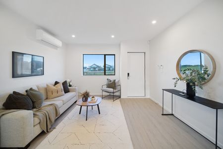 Nice and New in Opaheke - Photo 5