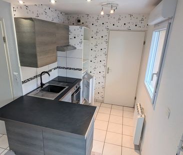 Location Appartement 2 pièces 47m² - Photo 4