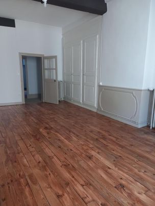 Location Appartement 4 pièces 94m² CLERMONT FERRAND 63000 - Photo 1