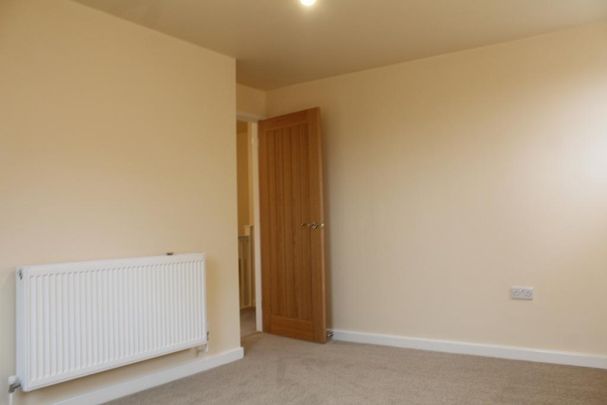 3 bedroom barn conversion to rent - Photo 1