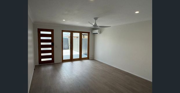 Fully Renovated Duplex - Walk to Pacific Fair! - Photo 1