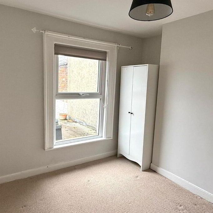 66 Downshire Road, Holywood, BT18 9LY - Photo 1