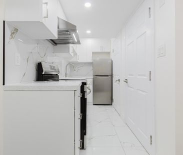 For Lease - 349 Bamberg Crescent, Waterloo, Ontario - Photo 2