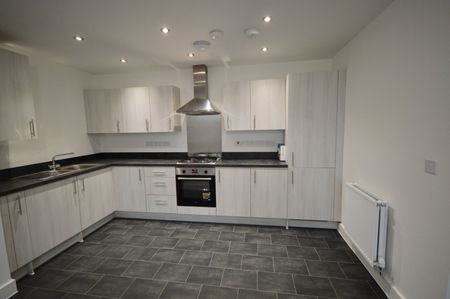 2 bedroom apartment to rent - Photo 3