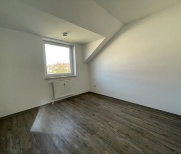 Schöne 3-Zimmer-Wohnung mit Einbauküche wartet auf Sie! - Photo 1