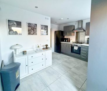 Sacre Place, Branston, LN4 1GX - Photo 1