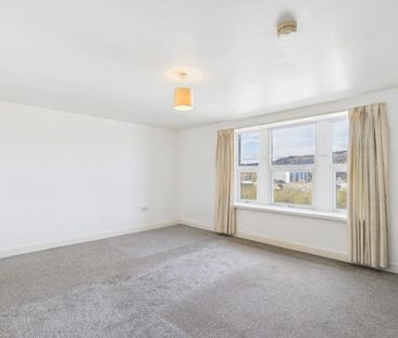 Flat 4 41A Briggate, Shipley - Photo 2