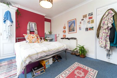 5 bedroom terraced house to rent - Photo 4