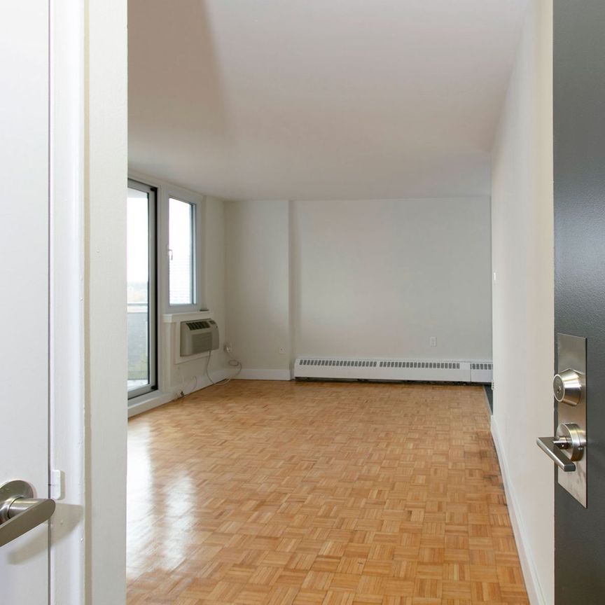 For Lease - 485 Huron Street Unit# 305, Toronto, Ontario - Photo 1
