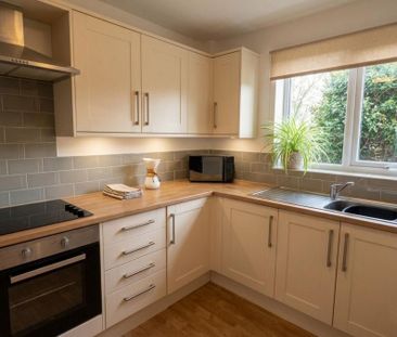 Locke Way, Stafford, ST16 - Photo 4