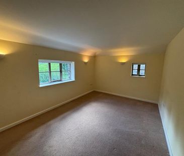 4 bedroom detached house to rent - Photo 6