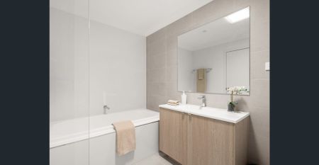 Near new home with high quality finishes throughout - Photo 4