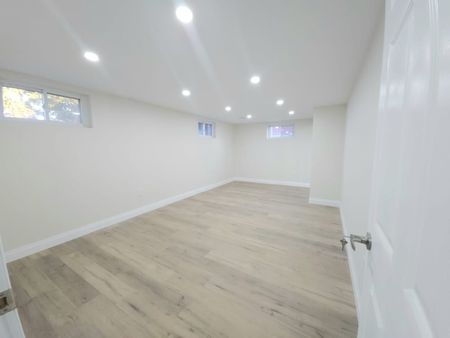 For Lease - 43 Patterson Avenue, Brantford, Ontario - Photo 4