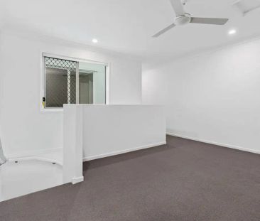 “Spacious Townhouse in Thriving Kallangur!” - Photo 5