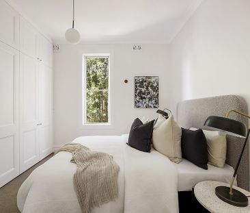 Two-bedroom semi in prime village location - Photo 6