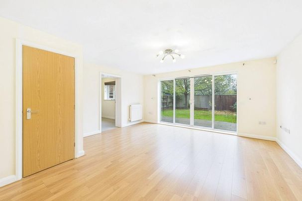 3 bedroom detached house to rent - Photo 1