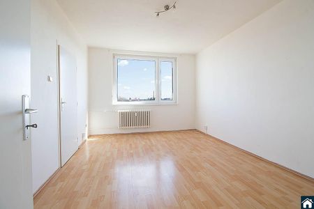 Pronájem bytu v Praze, byt 2+1/L, 62m2, Praha 9, po rekonstrukci, nezařízený - Photo 4