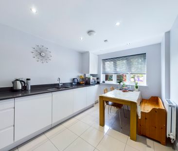 3 bed semi-detached house to rent in Eisenhower Lower Close, High W... - Photo 2