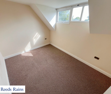 3 bedroom terraced house to rent - Photo 6