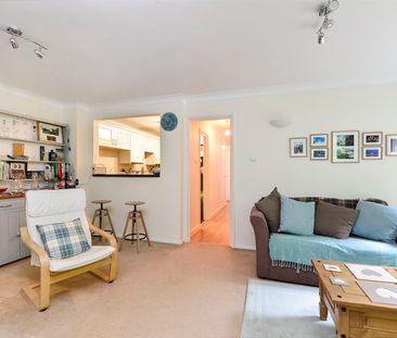 Charterhouse Road, Godalming, Surrey, GU7 - Photo 6