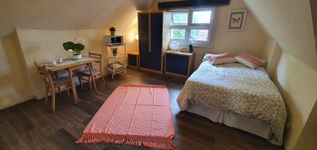 Studio to rent - Photo 5