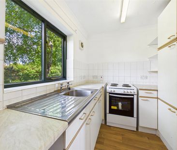Burgess Place, Martlesham Heath, Ipswich, IP5 3QZ - Photo 3