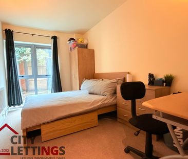 2 Bedroom Apartment - Photo 4