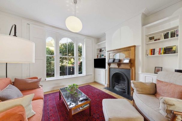 Mount Pleasant Crescent, Stroud Green, N4 - Photo 1