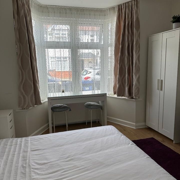 3 Bed Flat, Upton Lane, E7 - Photo 1