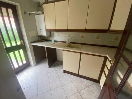 4 bedroom bungalow to rent - Photo 5