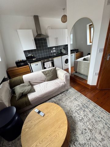 1 Bed Flat, Parkway, NW1 - Photo 3