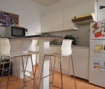 Appartement te huur in Halle voor € 800 met 1 slaapkamer - Photo 5