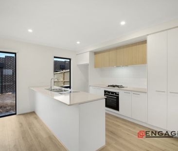 Townhouse with Beautiful Views!! - Photo 6