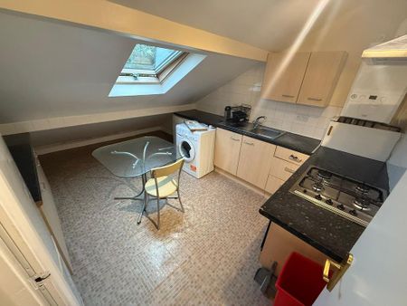 1 bedroom flat to rent - Photo 3