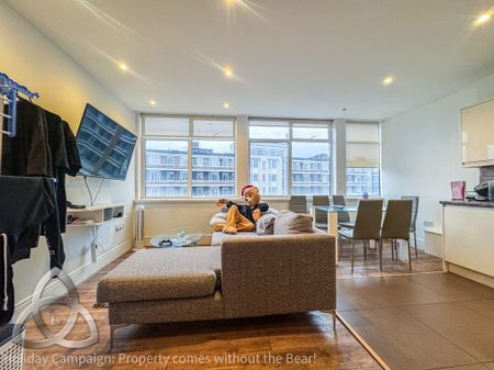 Finchley Road, Hampstead, London, NW3 5HT - Photo 4