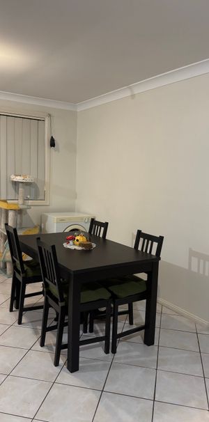 Richmond - Photo 1