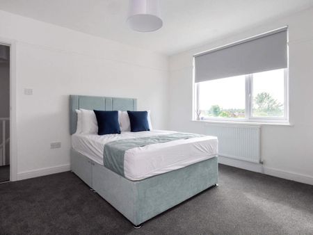 Southmead Road, Southmead - Photo 4