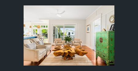 One-of-a-Kind Home in Spring Hill’s Most Sought-After Pocket - Photo 2