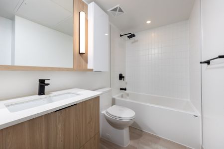 For Lease - 5 Defries Street Unit# 2207, Toronto, Ontario - Photo 2