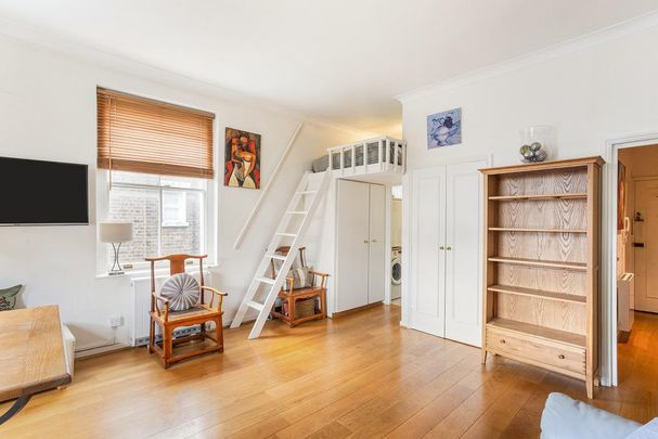 Studio to rent - Photo 1