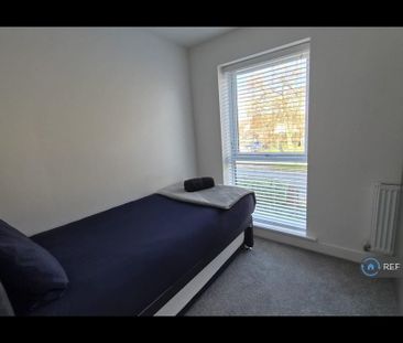 3 bedroom end of terrace house to rent - Photo 4