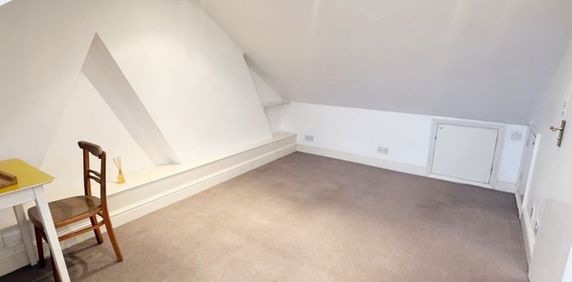 Studio Flat, Buckingham Street, Brighton - Photo 2